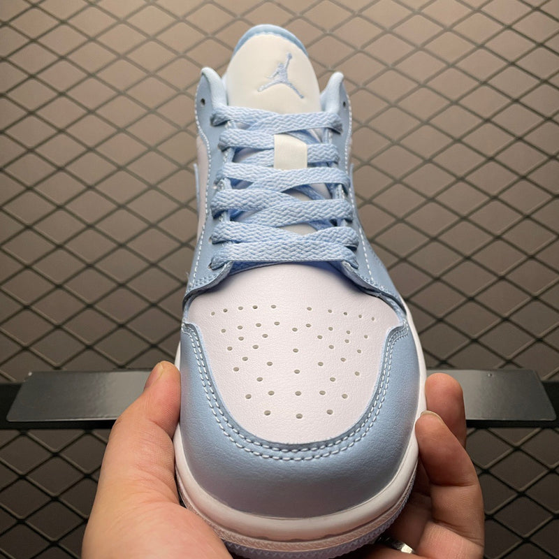 Nike Air Jordan 1 Low 'UNC'